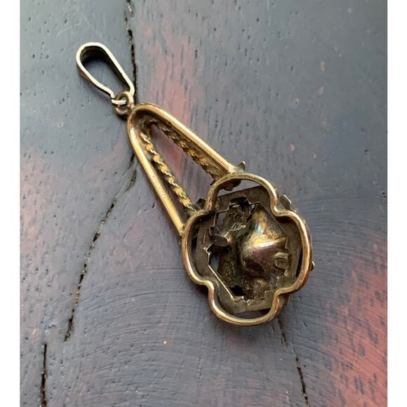 Antique Gold filled Flower and Pearl Pendant - Picture 5 of 5